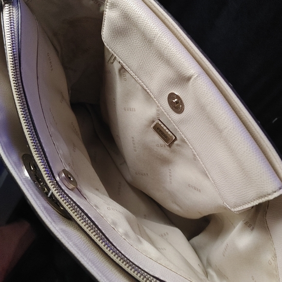 Guess Purse - Picture 2 of 5